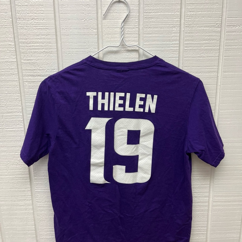 NFL Fanatics Minnesota Vikings #19 Adam Thielen Jersey Tee Youth Medium Purple
